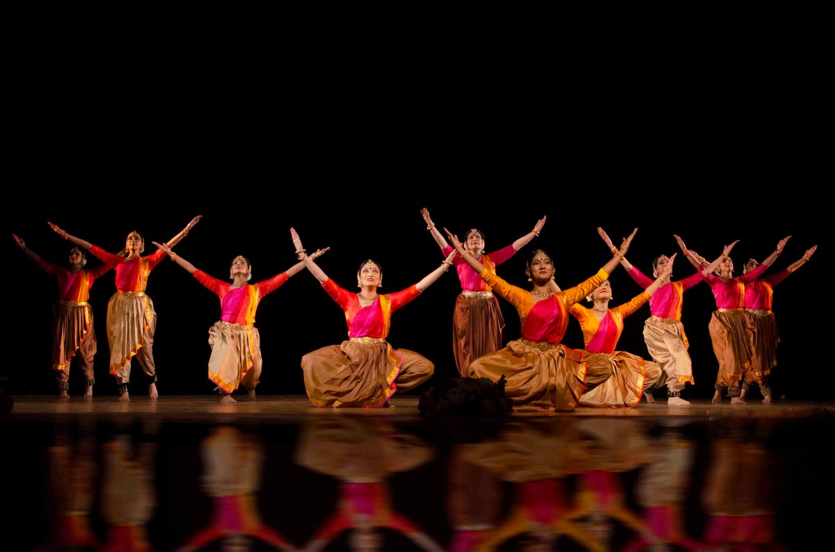 Classical Indian dancers on stage